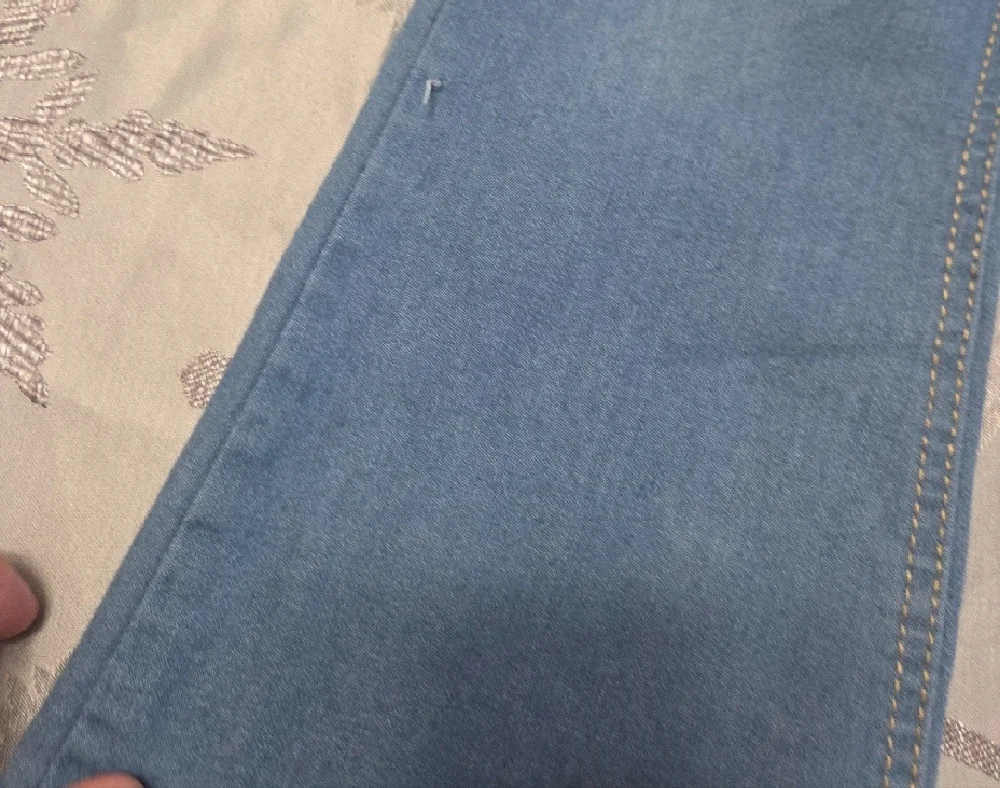 Wallflower Girls's Size 10 Light Blue Floral Flare Jeans - Picture 6 of 11